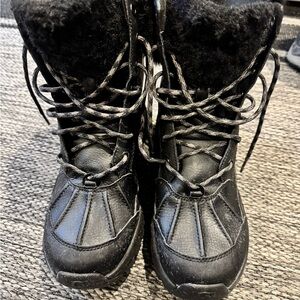 UGG Cozy Black Kids Winter Boots